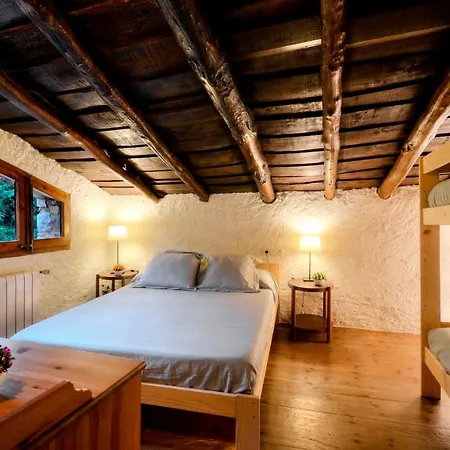 Vakantiehuis Masias De Rocabruna
