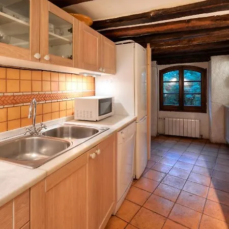 Vakantiehuis Masias De Rocabruna